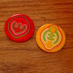 Schweber Electronic Pinbacks/2/D